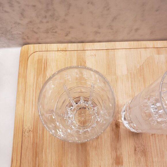 2 vintage tall skinny intricate glasses - Picture 2 of 6